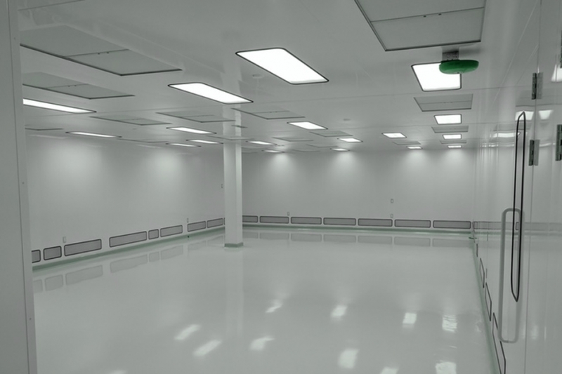 Fitting lights in cleanrooms